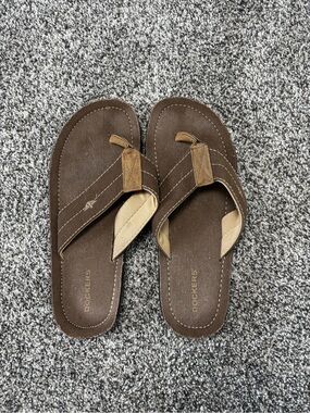 Dockers Brown Canvas Men’s Flip Flops with Tan Accents